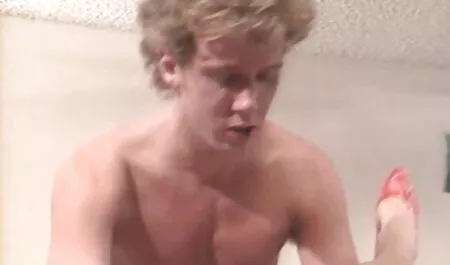 jolie fille de ménage aime la bite dans tous ses trous porno entier streaming partie 3 de 4