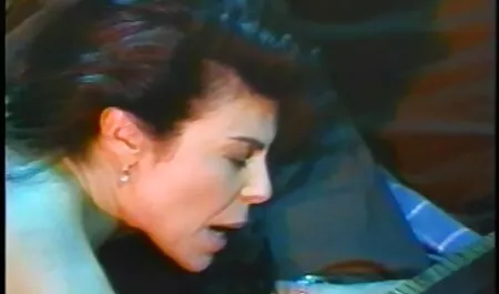 Oriental footjob et pipe voir des films x gratuits