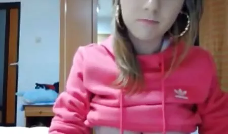 Gros seins MILF film x gratuit en streaming ensoleillé