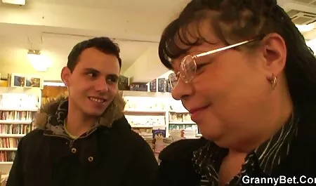 Granny Swallows charge puis suce ma tarte anale Creram porno francais film complet