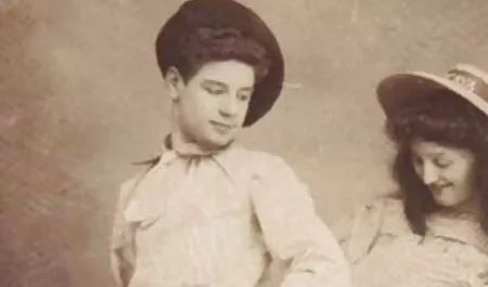 footjob de bellecita sous film porno complet gratuit streaming la table pt. une