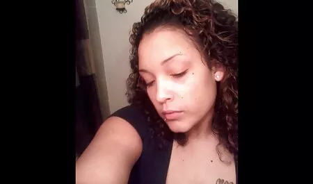 Susi film x streaming tukif Quatroux (Gros seins)