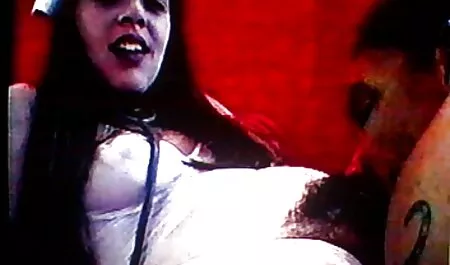 Gros regarder un porno en streaming seins mature baisée sur le côté