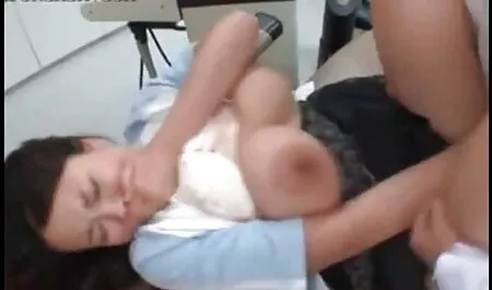 Seins naturels regarder des films x gratuit avec BBC