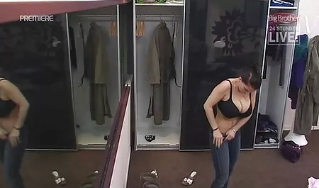 Voyeur filles changeant films x français en streaming gratuit dans le vestiaire