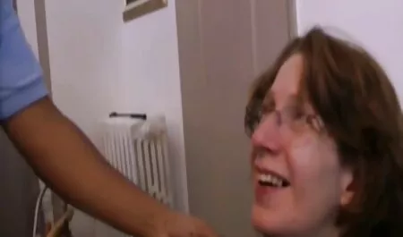 Jennifer Avalon alias Tracy Ryan et Kelly Havel films porno gratuits en streaming au lit Pt 2