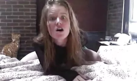 2 adolescentes lesbiennes jouent de la guitare et des sextoys film pornographie streaming