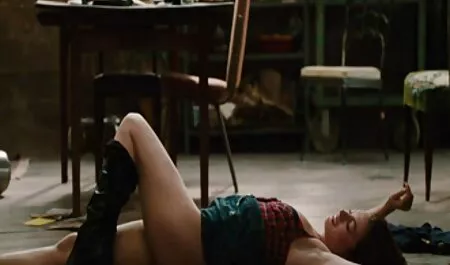 Frapper le pied film porno streaming complet